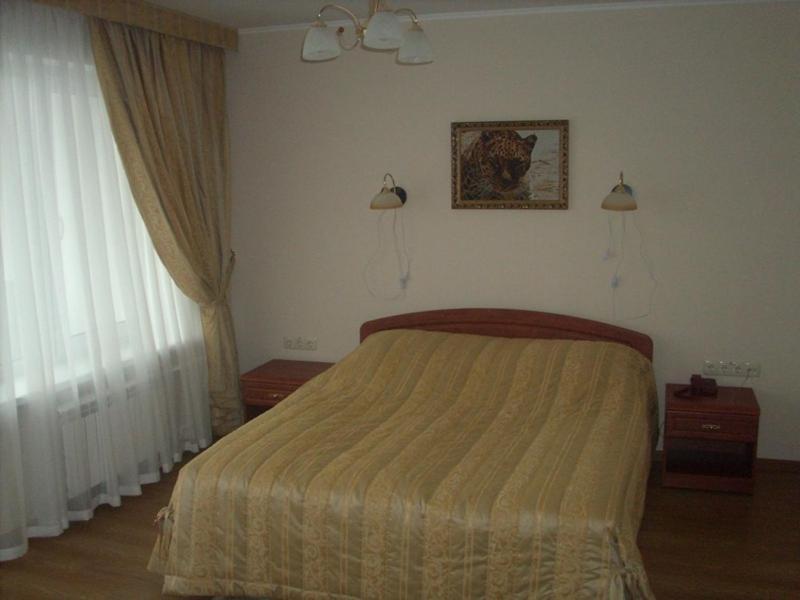 Molodechno Hotel Maladzyechna Room photo